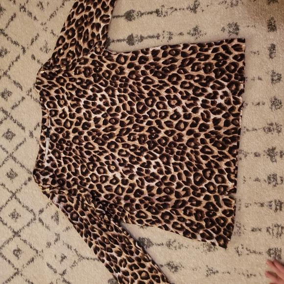 Cheetah Top - Picture 3 of 4